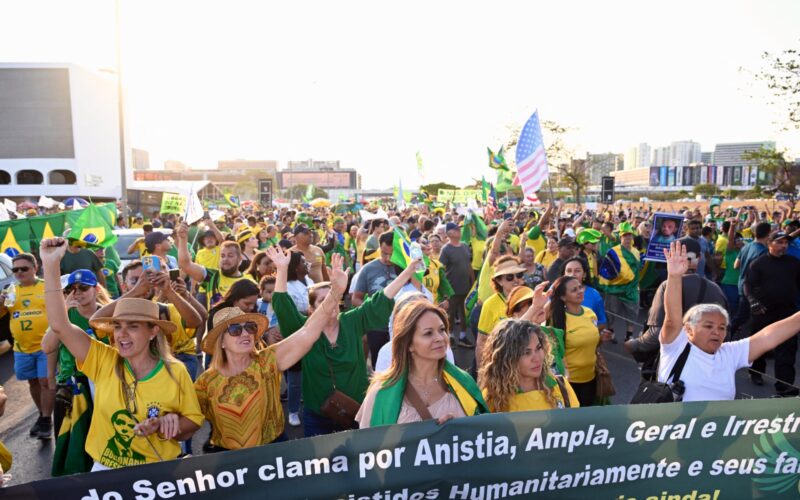 Presos do 8/1 otimistas com PL da dosimetria