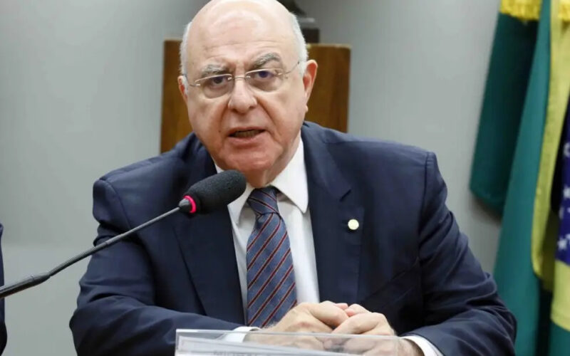 Relator retira análise prévia de Conselho para minerais críticos