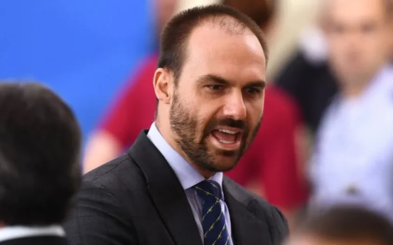 STF condena Eduardo Bolsonaro a 4 anos e 2 meses em semiaberto