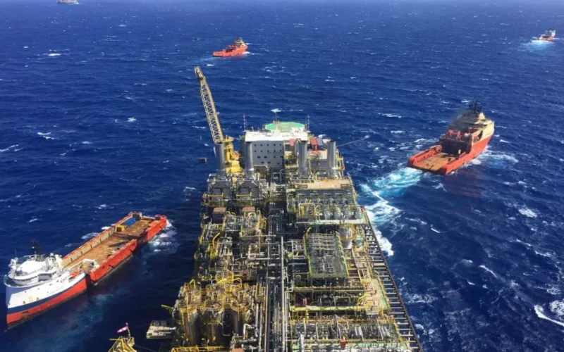 Brasil sente menos alta do petróleo que média global