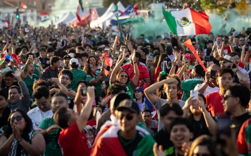 México vence Coreia e é 1º classificado na Copa