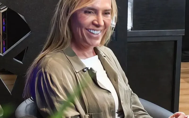 Celina Leão visita sede do Jornal de Brasília