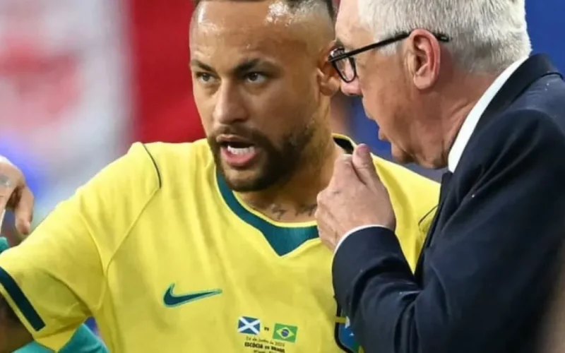Ancelotti ganha R$ 64 mi/ano e bônus de R$ 45 mi pelo hexa