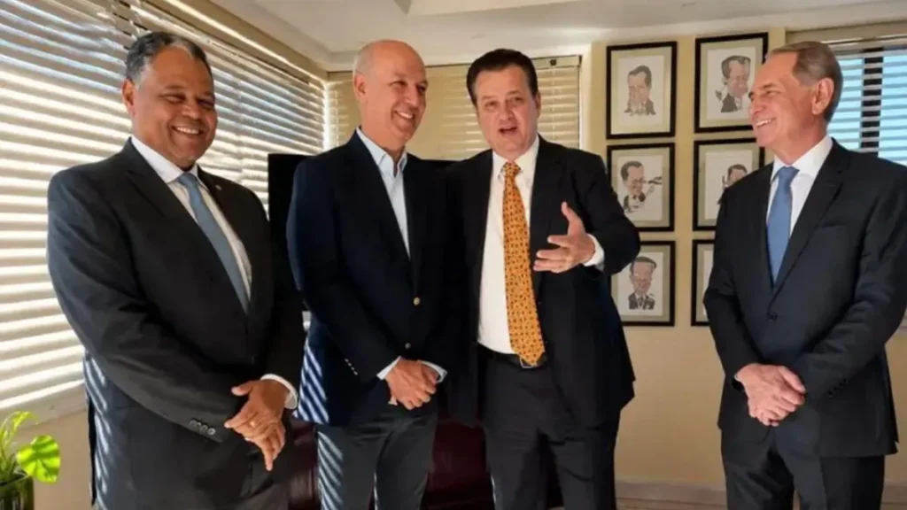 Kassab declara apoio a Arruda e defende redução de impostos