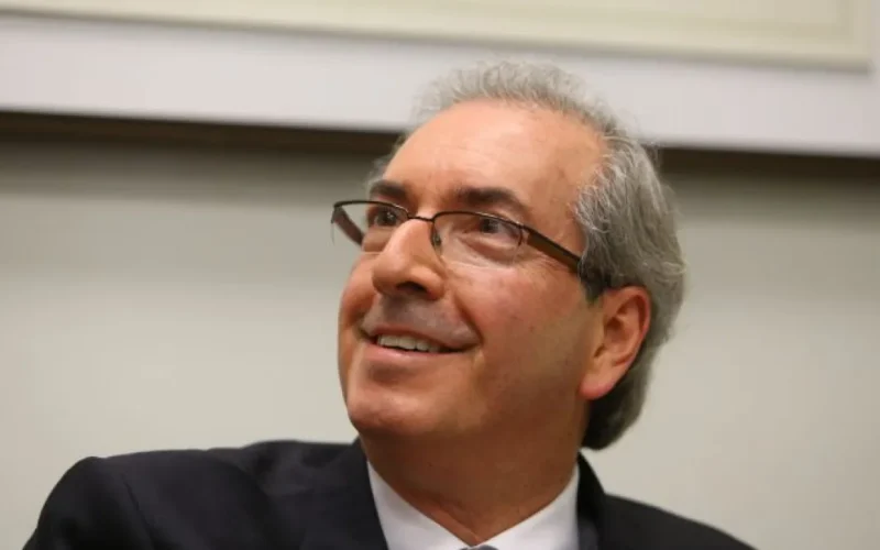 Cunha nega irregularidades em emendas e fala em 'interlocução política