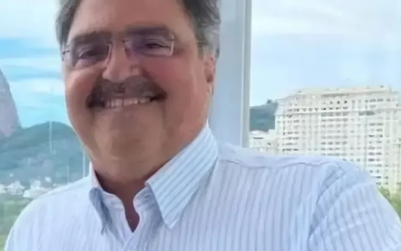 Defesa pede afastamento de Moraes em caso de vazamento