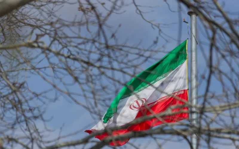Irã promete matar militar dos EUA para cada iraniano morto