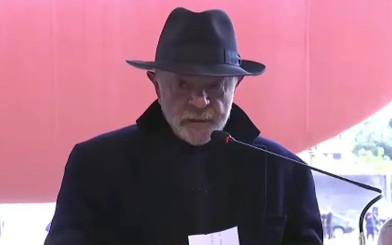 Band avalia adiar debate para garantir presença de Lula