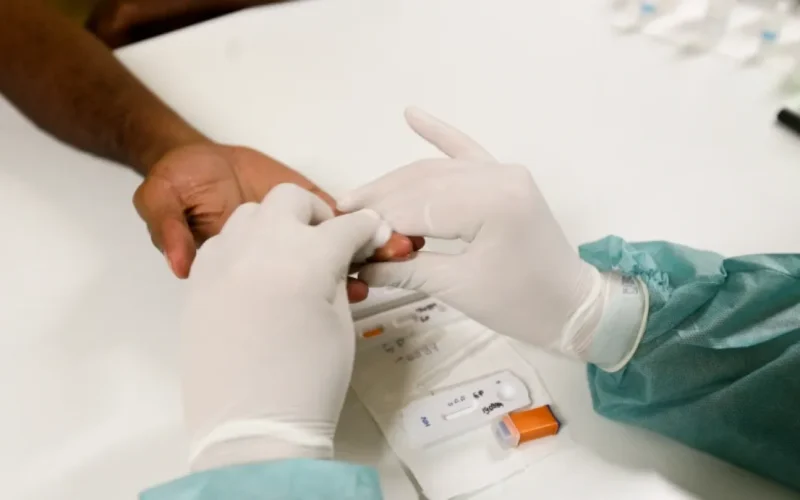 Brasil fecha acordos de HIV, mas segue sem acesso à principal PrEP