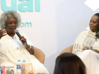 Conceição Evaristo e Eliana Alves Cruz lançam livro 'Escreviventes' na Flip