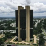Copom corta Selic em 0,25 ponto e taxa cai para 14% ao ano