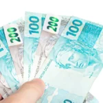 Bancos veem piora no crédito e apertam empréstimos com alta de calotes