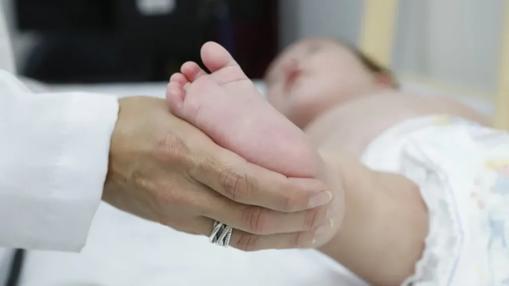 Atraso no teste do pezinho adia diagnóstico da AME no SUS