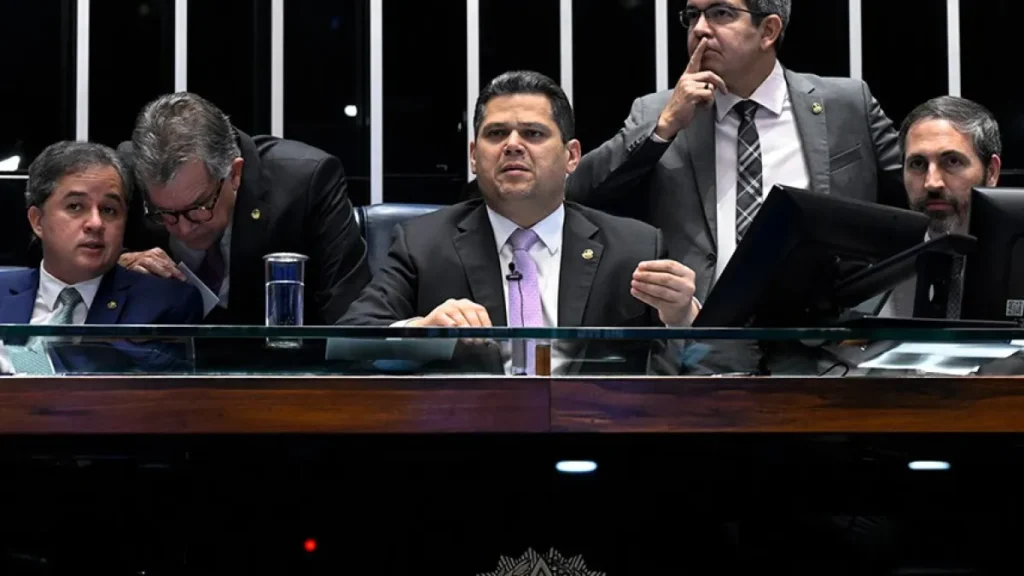 Alcolumbre: diálogo com Lula foi restabelecido